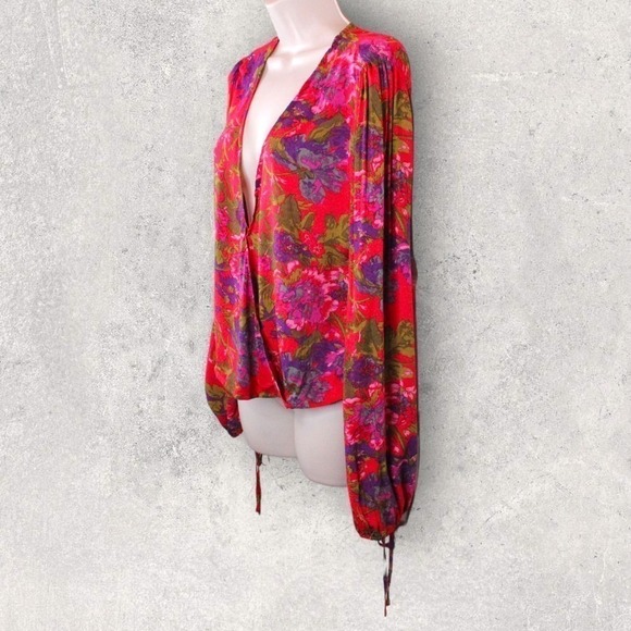 UO Georgie Surplice Blouse Floral Long Sleeve in Pinks Size Large - Picture 4 of 15